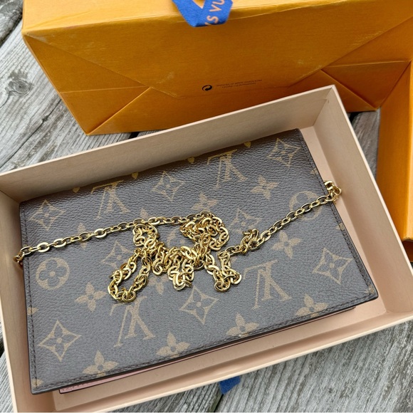 Louis Vuitton Portefeuille Flor Chain Wallet Crossbody Monogram Pink - Picture 5 of 5